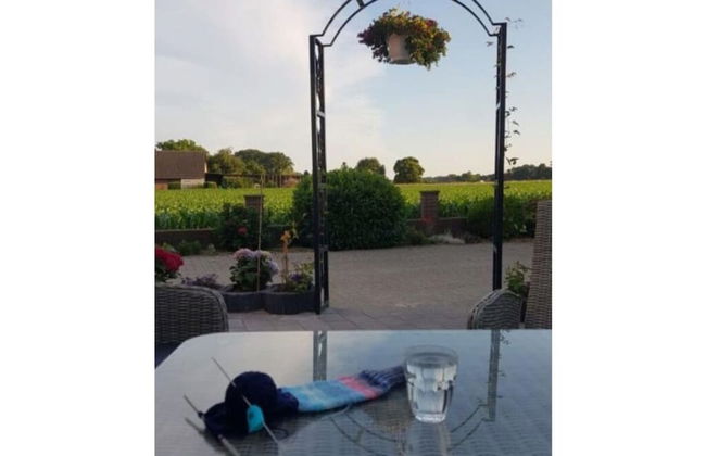 Garden Magic Comfortable Holiday Residence - Photo 21