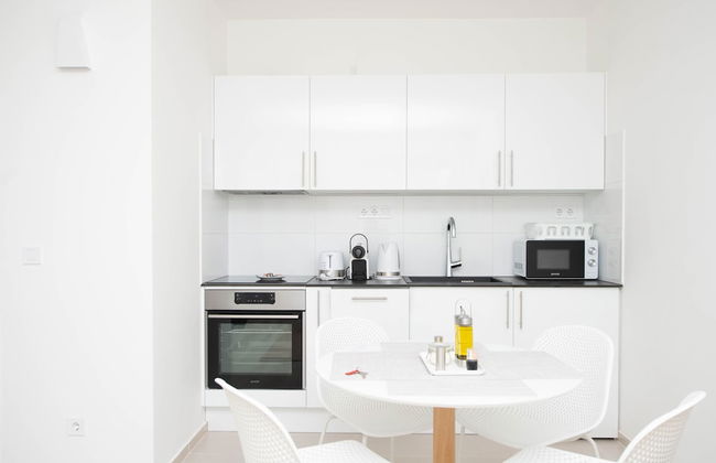 Elisabeth Downtown Apartments by FirstHost - Photo 70