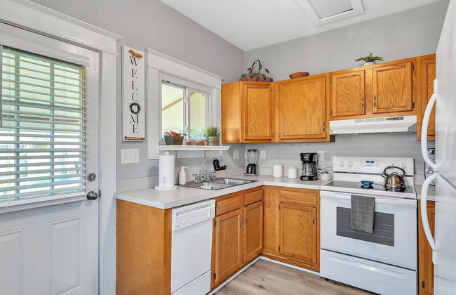 Charming 2br Hot Tub Getaway 2 Bedroom Home - Foto 8