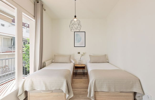 Sitges Group Blue and White - Photo 15