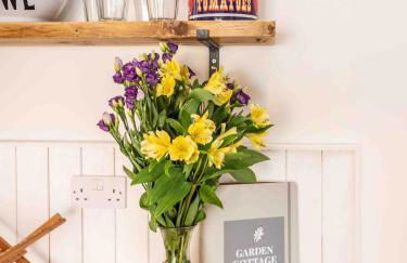 Garden Cottage, Cosy, Private, Short drive to beach - Foto 22