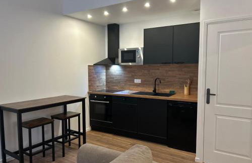 Cozy room apartment Nîmes Centre Coupole Arènes - Foto 11