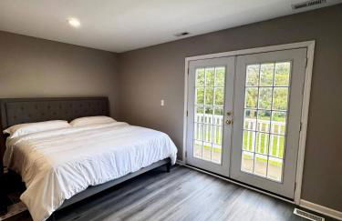 Sleeps 24+ Luxury house Near Chicago 12 king beds - Foto 50