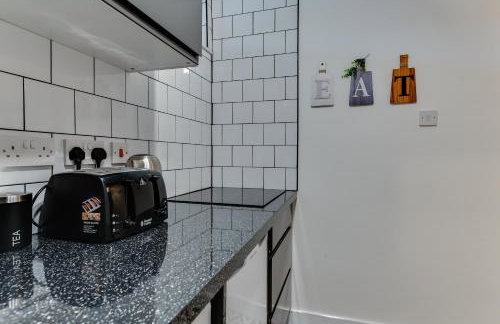 1 Bedroom Swinley Apartment l Free Parking l Wigan Royal Infirmary l Haigh Hall l Central Location - Foto 12