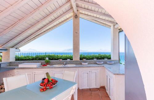 Splendida Villa con vista mozzafiato e piscina - Foto 13