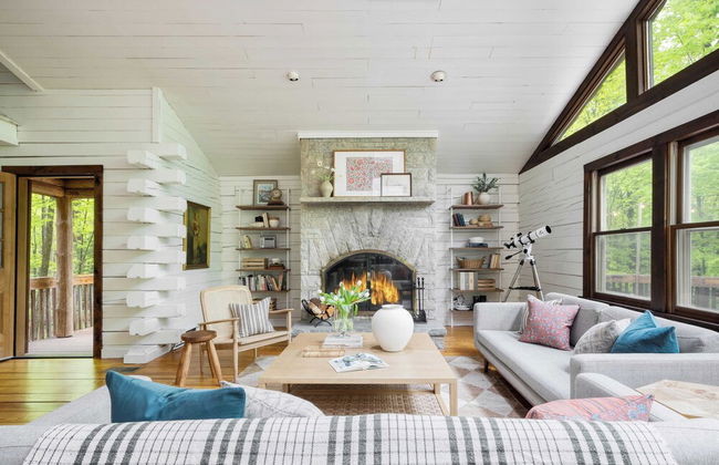 Half Moon by Avantstay 4BR Cabin w/ Large Deck & Yard w/ Patio & Outdoor Dining - Foto 27