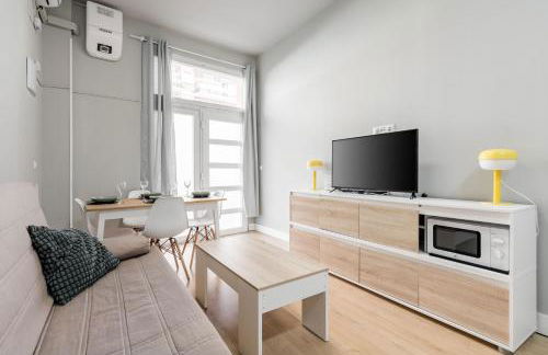 Charming Lucero - Foto 28