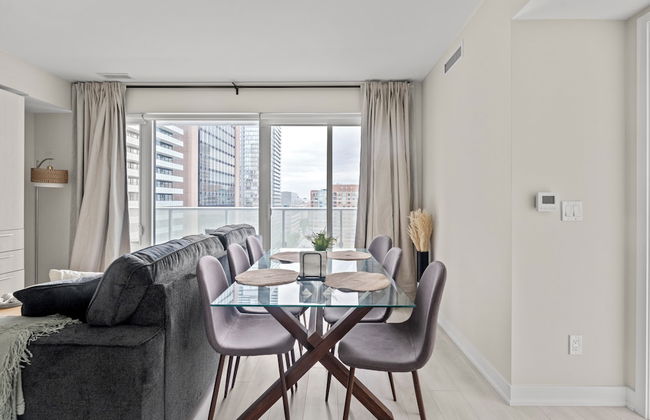 Teahouse Condos in Downtown Toronto - Photo 22