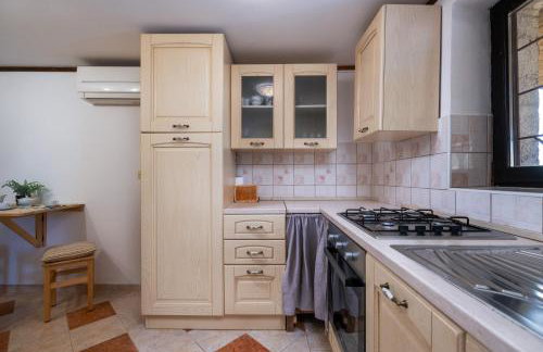 Studio apartment Larca - Photo 3