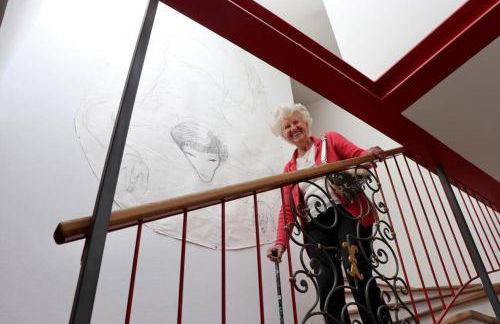 Zweizimmer-Wohnung mit Schlossblick - Photo 4