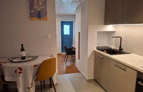 Trikeri Inn - Photo 9