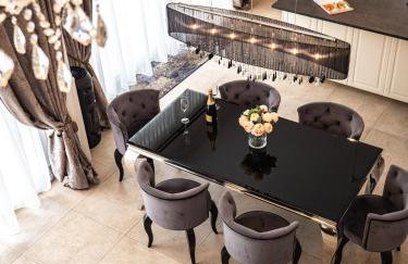 Elegant Hvar town villa with pool - Photo 9