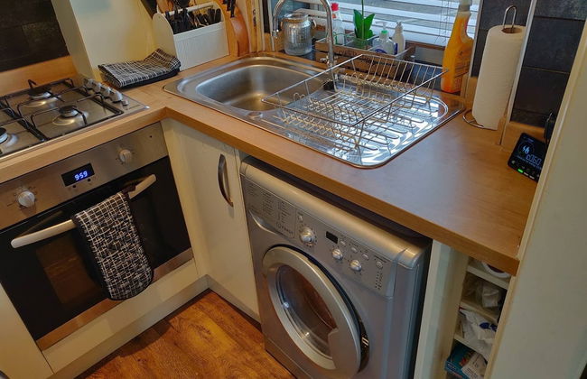 Waterfront Apartment In The Heart Of St Neots - Photo 25