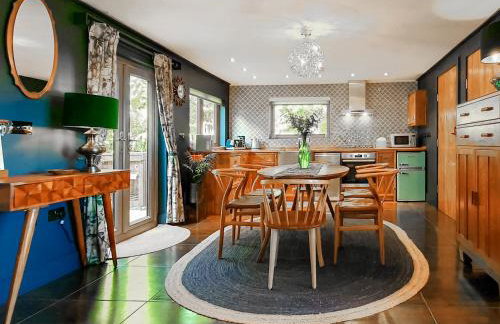 Benchwood House - Photo 14