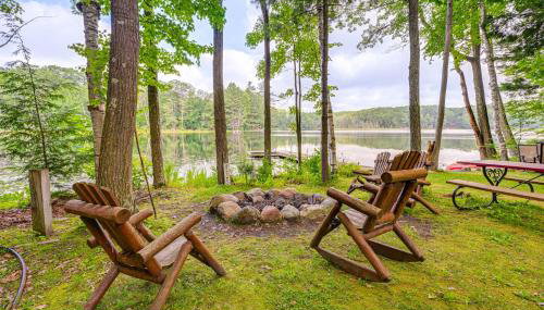 Lakefront Home with Private Beach in Rhinelander! - Foto 3