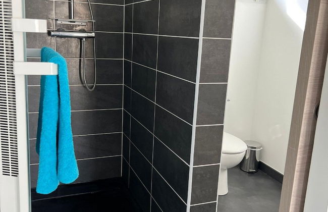 Modern Comfort in Minervois - Photo 8