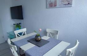 Zentrale Wohnung mit Wohnküche für bis 6 Gäste - Foto 1