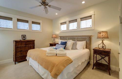 Cute Little Cottage! Perfect Getaway! 2 Pools! Sleeps 4! - Foto 45