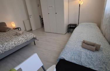 Amazing Serenity Flat for 7, AC, historic center - Foto 13