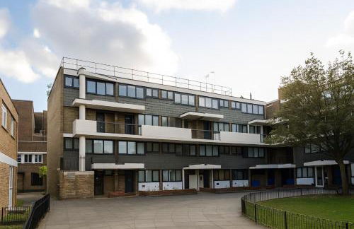 4 Bed Flat in Hoxton Zone 1 with Balcony - Foto 28