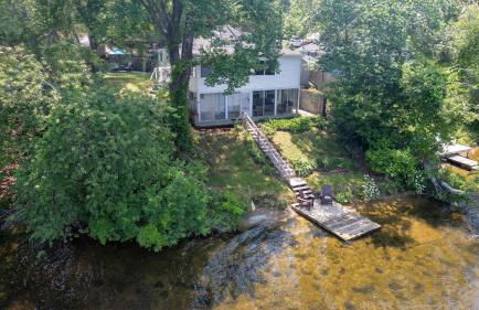 Family Lakefront Adventure House 3BR wFirepit & Scenic - Foto 24