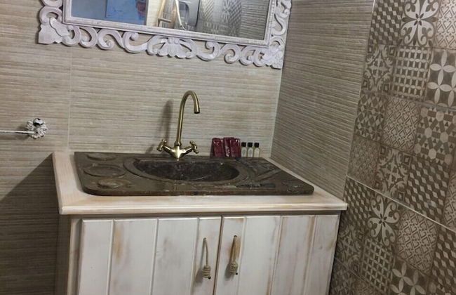 El Rancho - Photo 31