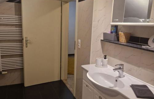 Dachgeschosswohnung - Foto 15