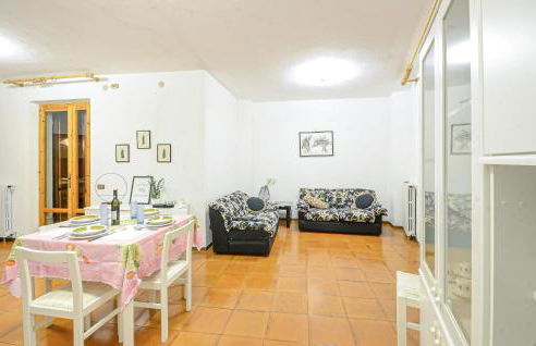 6 Bedroom Stunning Home In Monticello Amiata - Foto 21