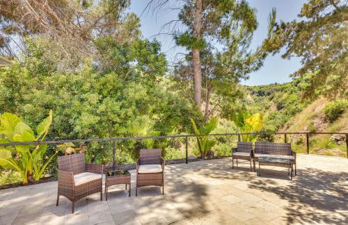 Hillside Home with Outdoor Oasis and Pool - Foto 20