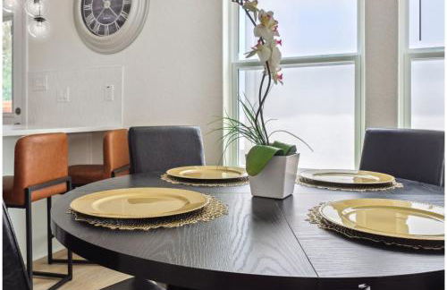 Your Amazing 3BR2BA Downtown Delight - Foto 7