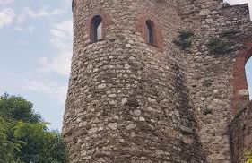 Luminoso Trilocale con Piscina e Giardino privato - Foto 47