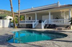 Apartment in big house with private pool & large outdoor space - Photo 16