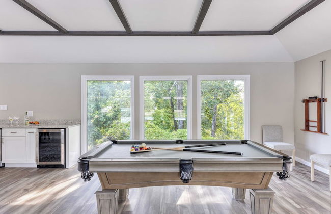 Amber Refresh by Avantstay Pool and Hot Tub - Foto 2