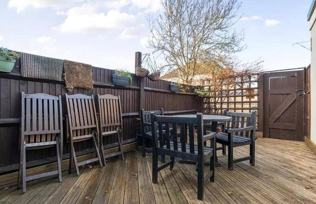 2br-sleeps6-parking-garden-nearlondon - Foto 15