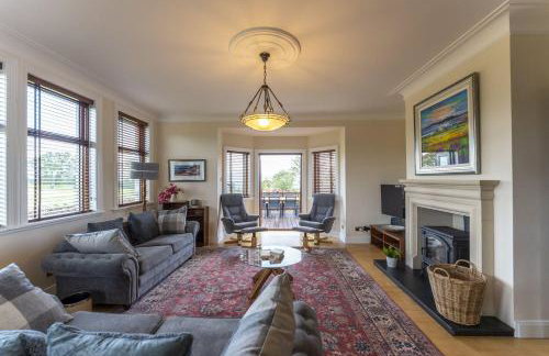 St Michael's - Photo 17