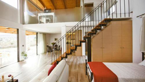 Semi-detached house with private pool - Photo 5