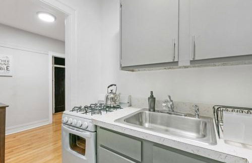 1BR Modern Lakeview Apt close to Dining - Oakdale 2S - Foto 8