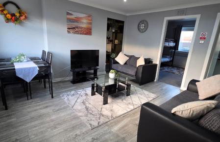 FM Homes & Apartments 3 Bedroom House Motherwell - Foto 2