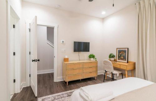 Spacious 4BR Near UNC Charlotte & Major Venues - Foto 39