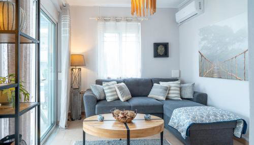 Phoebes Place At Kalamaki Court, 2 Bedroom Villa With A Shared Pool - Fully Refurbished For 2026 - Foto 1
