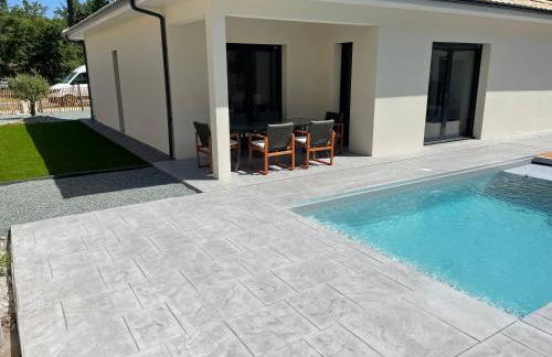 MAISON moderne avec piscine chauffée - Foto 22