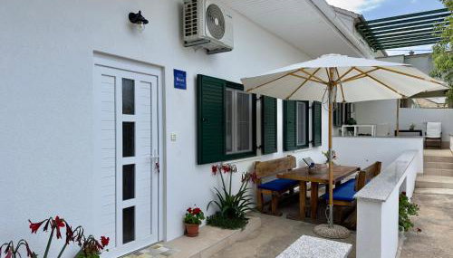 Matek family & studio apartment Rovanjska - Foto 3