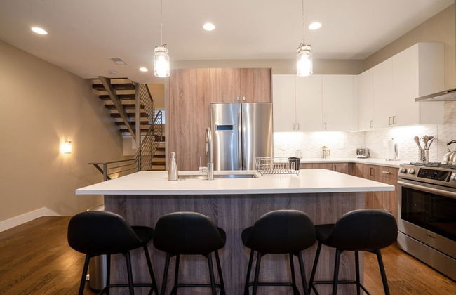 Mid Mod Manor A Sophisticated Townhouse Golden Triangle - Foto 20