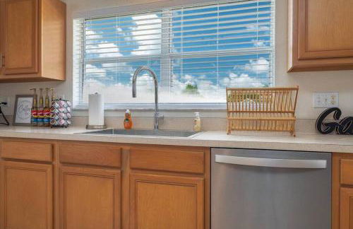 Fireside Hot Tub, King Bed Suite - Foto 27