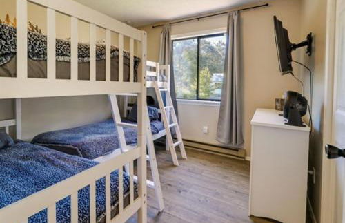 3 BR 2 BA Modern home with private hot tub, fire pit and lake view, Dogs ok! - Foto 27