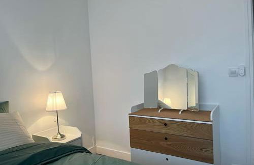 2P calme - climatisation - 70m du métro M4 Barbara - 4 pers maximum - Foto 24