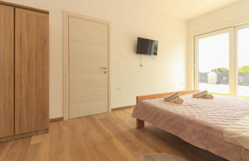 New modern villa Gogo with private pool near the beach and town of Pula by WiiBuk - Foto 43