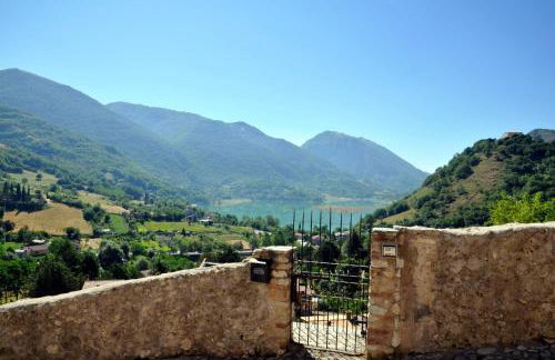 Casa con terrazzo vista Lago - LAKEHOLIDAY - Foto 48