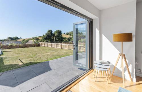 Stunning Coastal Apartment in Maidencombe with Sea Views & Garden - Foto 29