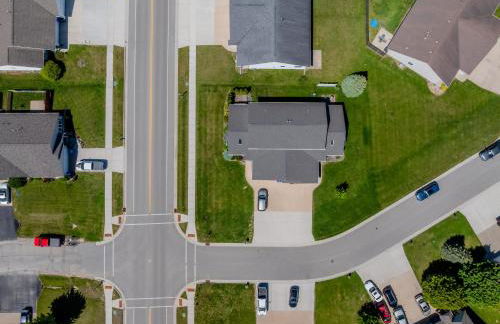 East Side 3 Br 2 full bath King Bed - Foto 13